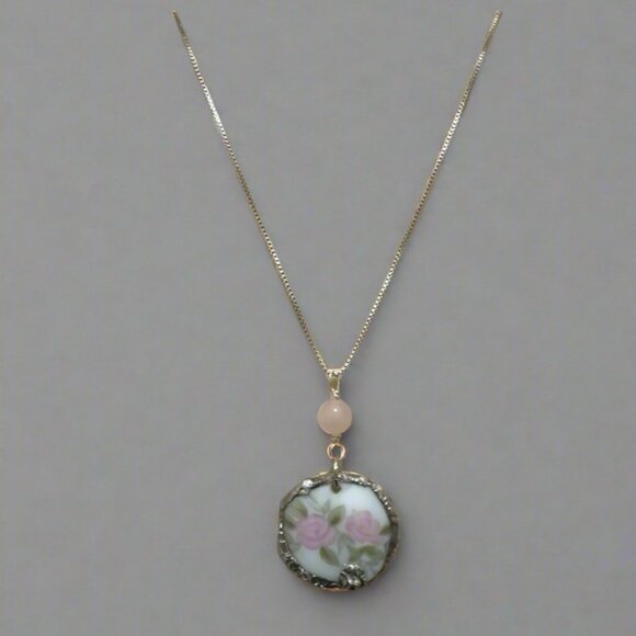 Vintage Broken Bone China Pendant W/ 925 Silver Chain & Rose Quartz Charm - Picture 10 of 15
